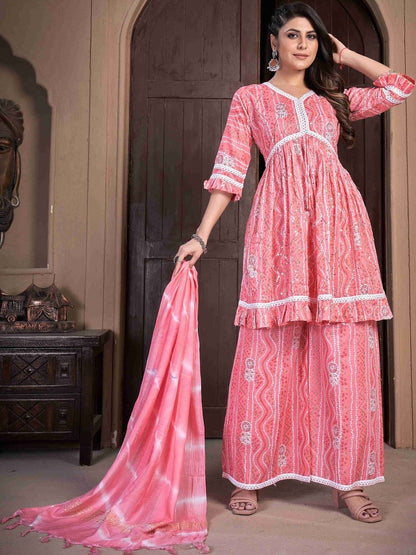 Women Printed Empire Thread Work Kurta with Palazzos & With Dupatta