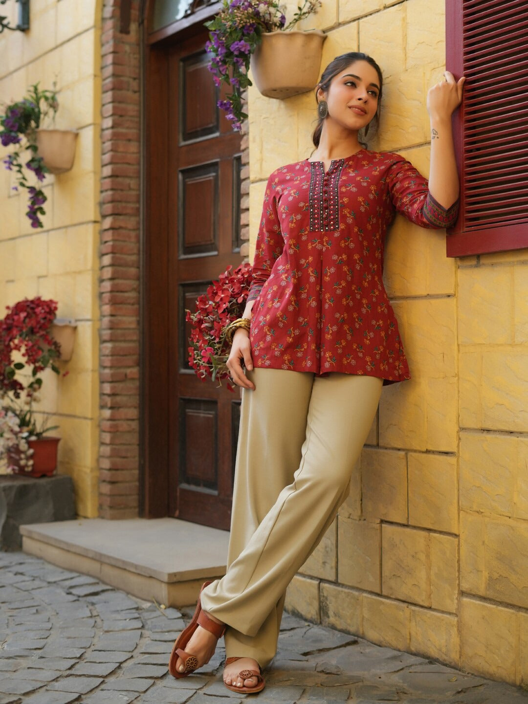 Floral Printed Sequinned Pure Cotton Kurti