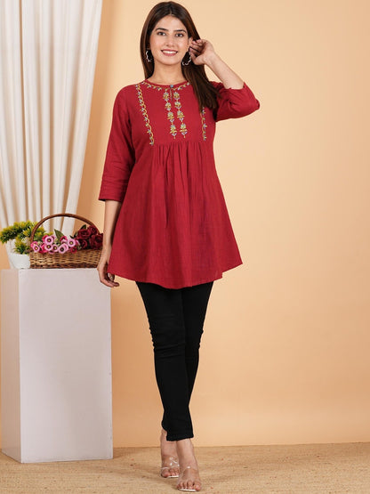 Women's Cotton Embroidered 3/4th Sleeve Keyhole Neck Regular Fitted Short Kurti