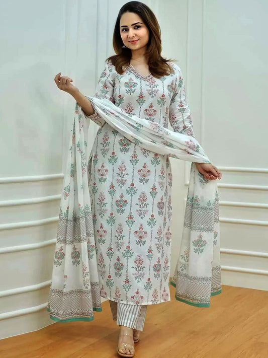 Women Floral Printed Regular Kurta with Trousers & With Dupatta