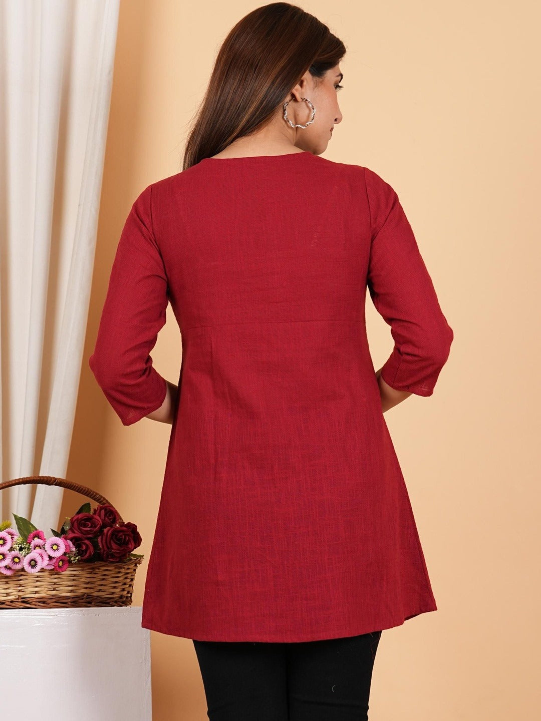 Women's Cotton Embroidered 3/4th Sleeve Keyhole Neck Regular Fitted Short Kurti