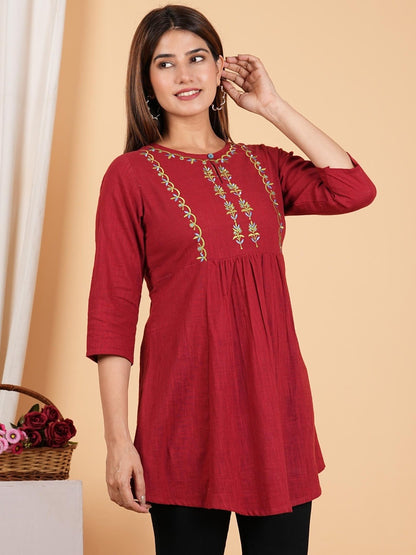 Women's Cotton Embroidered 3/4th Sleeve Keyhole Neck Regular Fitted Short Kurti