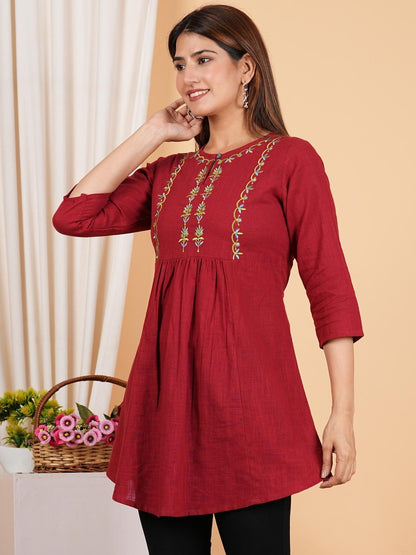 Women's Cotton Embroidered 3/4th Sleeve Keyhole Neck Regular Fitted Short Kurti